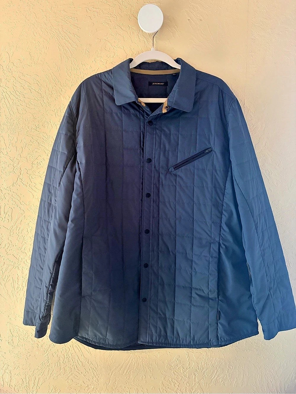 Jeremiah Men's Quilted Jacket in Blue XL Like New